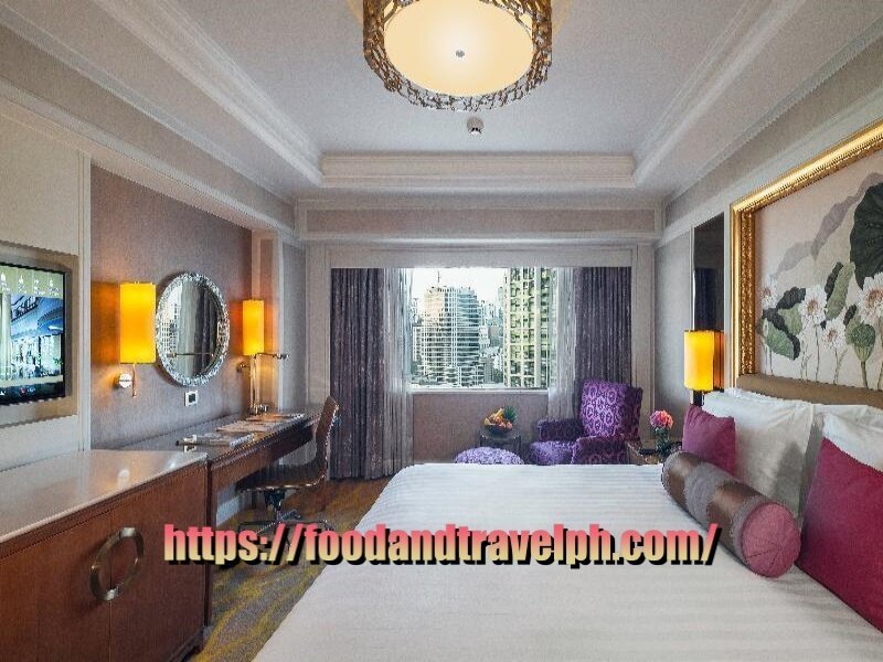 Luxury hotel in Makati