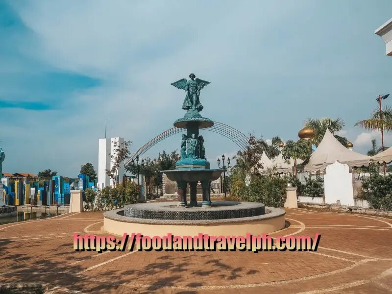 Let's explore Torres Farm Hotel and Resort