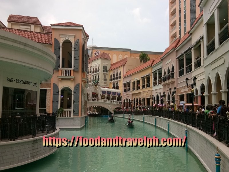 Venice Grand Canal Mall, McKinley Hill