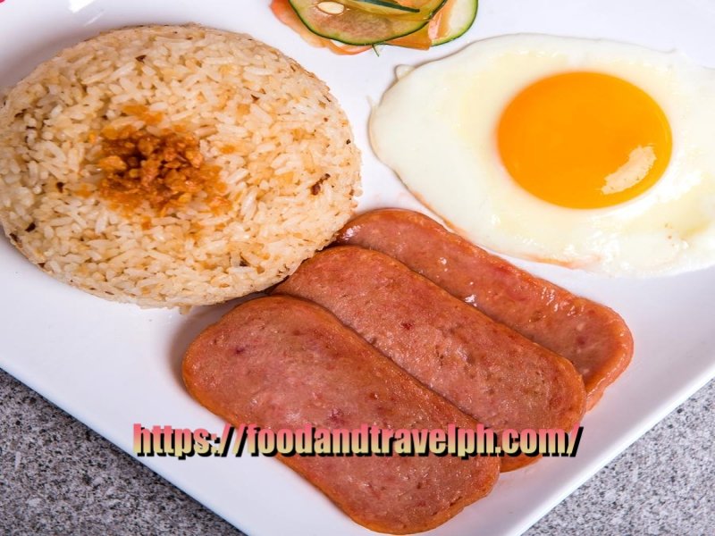 Exploring the Delicious World of Silogs: A Filipino Breakfast Staple